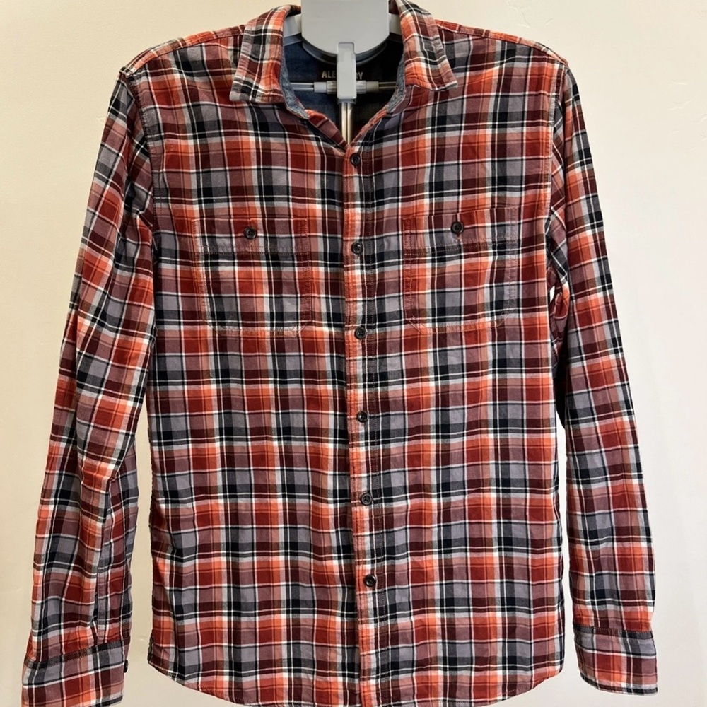 Alesbury Classic Red Black Plaid Button-Down Shirt men size M lined 100% cotton